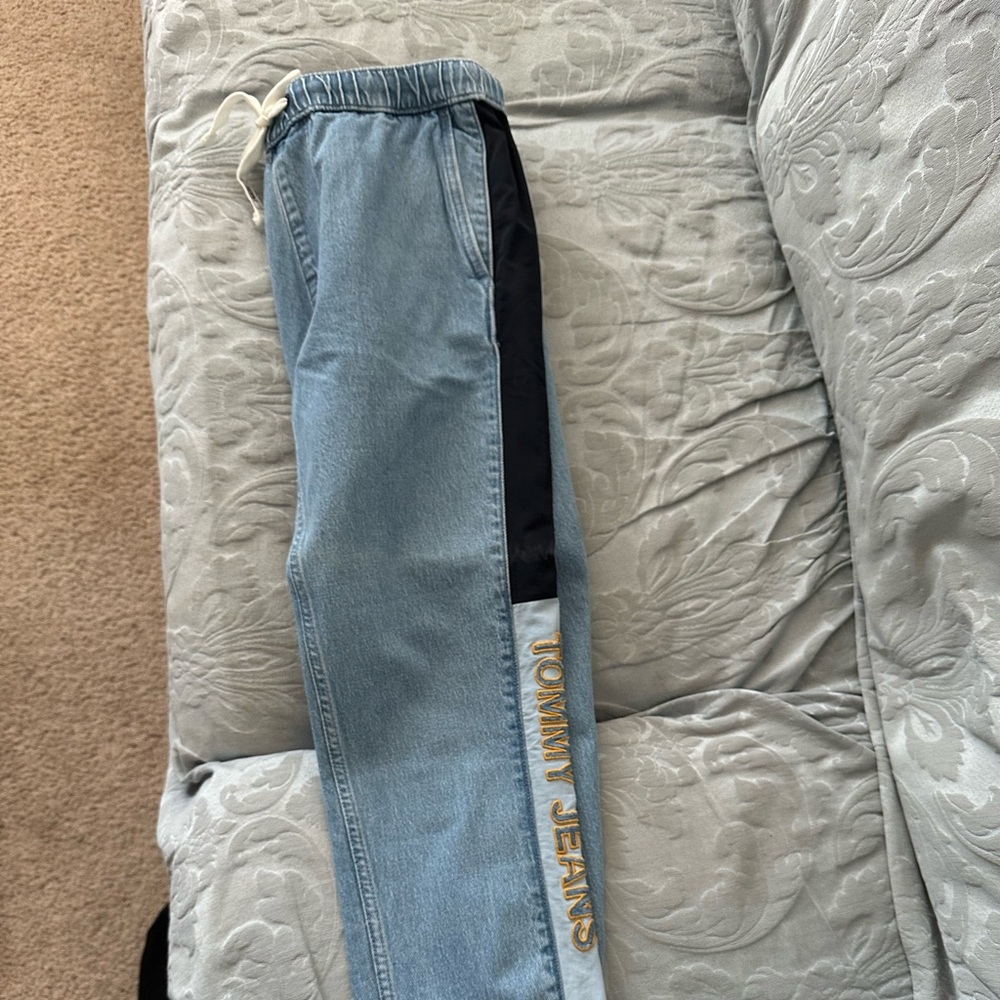 Tommy Jeans